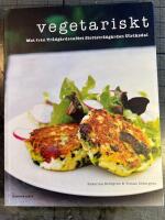 Vegetariskt : mat fr&aring;n Tr&auml;dg&aring;rdscaf&eacute;et Slottstr&auml;dg&aring;rden Ulriksdal