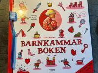 Den r&ouml;da barnkammarboken