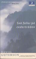 Sn&ouml; faller p&aring; cedertr&auml;den