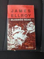 Blodr&ouml;d m&aring;ne