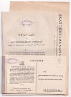 [Skattebetalarnas f&ouml;rening] Stadgar f&ouml;r Skattebetalarnas f&ouml;rening antagna vid konstitutionerande sammantr&auml;de den 30 mars 1921. + Tv&aring;sidigt tryckt utskick fr&aring;n Marcus Wallenberg om Skattebetalarnas f&ouml;rening daterad mars 1921. + H&auml;fte med tio brevkort f&ouml;r medlemskap i Skattebetalarnas f&ouml;rening.
