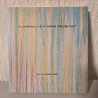 Blomman och m&auml;nniskobenet