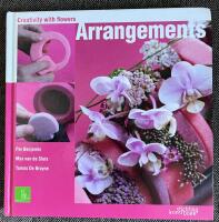Creativity with flowers - Arrangements