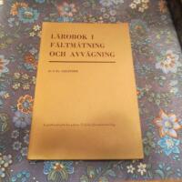 L&auml;robok i f&auml;ltm&auml;tning och avv&auml;gning