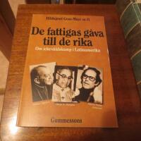 De fattigas g&aring;va till de rika : om ickev&aring;ldskamp i Latinamerika