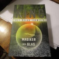 Det m&ouml;rka tornet 4 Magiker och glas