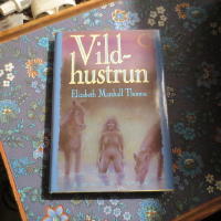 Vildhustrun : [roman]