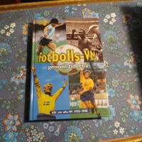 Fotbolls-VM genom tiderna : [allt om alla VM 1930-1998]
