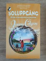 Soluppg&aring;ng &ouml;ver strandpromenaden