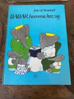 Babar hemma hos sig