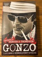 Gonzo : The life of Hunter S. Thompson (An oral biography)