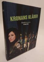 Kronans kl&auml;der : arm&eacute;museum &aring;rsbok 2010
