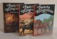 Svarta hingsten triumferar med flera
