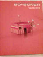 Bo-Boken. Unga m&auml;nniskor ser p&aring; boende