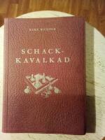Schack-kavalkad : korta &auml;ventyrsber&auml;ttelser ur schackpj&auml;sernas underbara liv + Schack 67