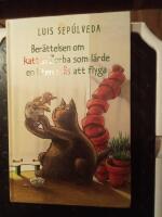 Ber&auml;ttelsen om katten Zorba som l&auml;rde en liten m&aring;s att flyga