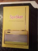 Spr&aring;ket : svenska folkets fr&aring;gor till radioprogrammet Spr&aring;ket