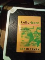 Kulturbarn : att v&auml;xa upp i skuggan av en f&ouml;rfattare