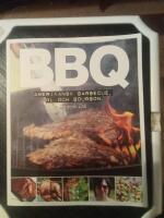 BBQ : amerikansk barbecue, &ouml;l och bourbon