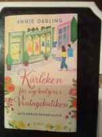 Kärleken får ny kostym i vintagebutiken