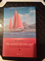 Bl&aring; sommar och r&ouml;da segel : Ketch Siri seglar mot Lofoten