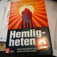 Hemligheten : fr&aring;n &ouml;gonkast till varaktig relation