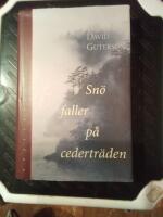 Sn&ouml; faller p&aring; cedertr&auml;den