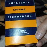 Norstedts spanska fickordbok : spansk-svensk, svensk-spansk : 32000 ord och fraser