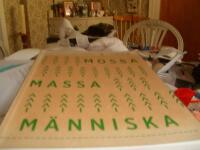 Mossa massa m&auml;nniska : en k&auml;rleksf&ouml;rklaring till skogen