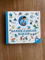 Den bl&aring; barnkammarboken
