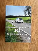 K&ouml;rkortsboken p&aring; Engelska 2024 / Driving licence book