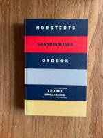 Norstedts skandinaviska ordbok : 12 000 uppslagsord