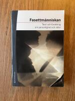 Fasettm&auml;nniskan : teori och forskning om personlighet och roller