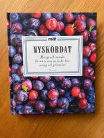 Nysk&ouml;rdat : recept och metoder f&ouml;r att ta vara p&aring; frukt, b&auml;r, svamp och gr&ouml;nsaker