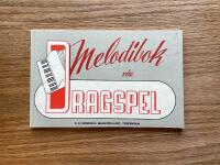 Melodibok f&ouml;r dragspel 49 melodier arrangerade av Edwin Nielsen