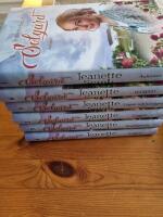 Solg&aring;rd 1-6 1: Ankomst - 2: L&auml;ngtan - 3: L&ouml;gner och hemligheter - 4: Avsl&ouml;jad - 5: Jungfruturen - 6: H&auml;mnd