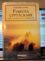 Fyrfota uppt&auml;ckare : hundarna som hj&auml;lpte sina herrar att kartl&auml;gga v&auml;rlden