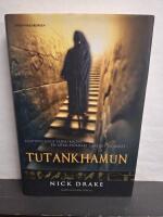 Tutankhamun : skuggornas bok