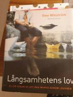 L&aring;ngsamhetens lov : eller v&aring;dan av att &aring;ka moped genom Louvren