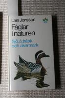 F&aring;glar i naturen Sj&ouml;, &aring;, tr&auml;sk och &aring;kermark