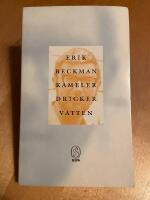 Kameler dricker vatten