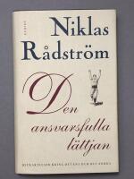 Den ansvarsfulla l&auml;ttjan : betraktelser kring det ena och det andra