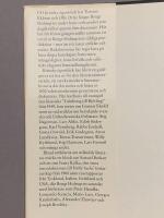 Kritiska &ouml;gonblick : ess&auml;er, artiklar 1946-1986