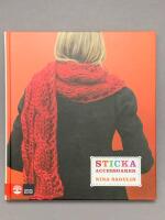 Sticka accessoarer