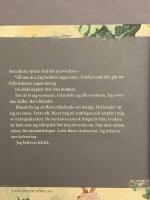 Hon h&ouml;r inte hemma h&auml;r