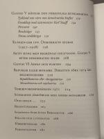 Fr&aring;n h&auml;rskare till estrad&ouml;rer : Bernadotternas fall och demokratins seger