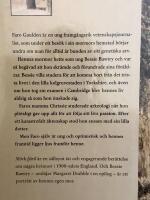 M&ouml;rk fj&auml;ril