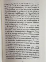 Den svarta hunden : ess&auml; och dikter