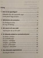 Att f&aring; bitarna p&aring; plats : om s&ouml;kandet efter &auml;kthet och sj&auml;lvk&auml;nsla
