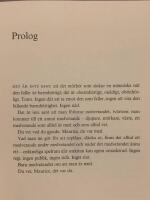 Den dagen kastanjerna sl&aring;r ut &auml;r jag l&aring;ngt h&auml;rifr&aring;n : roman